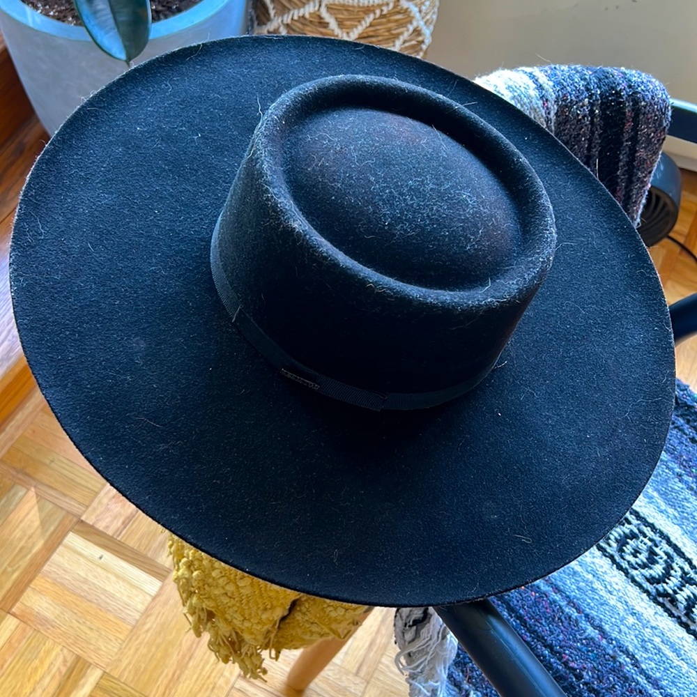 Resistol Felt Wide Brim Hat (brand new, never worn)!